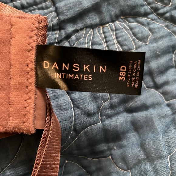 Danskin bra 38D - Picture 4 of 4